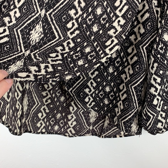 American Eagle Outfitters Long Sleeve Medium - Picture 10 of 16